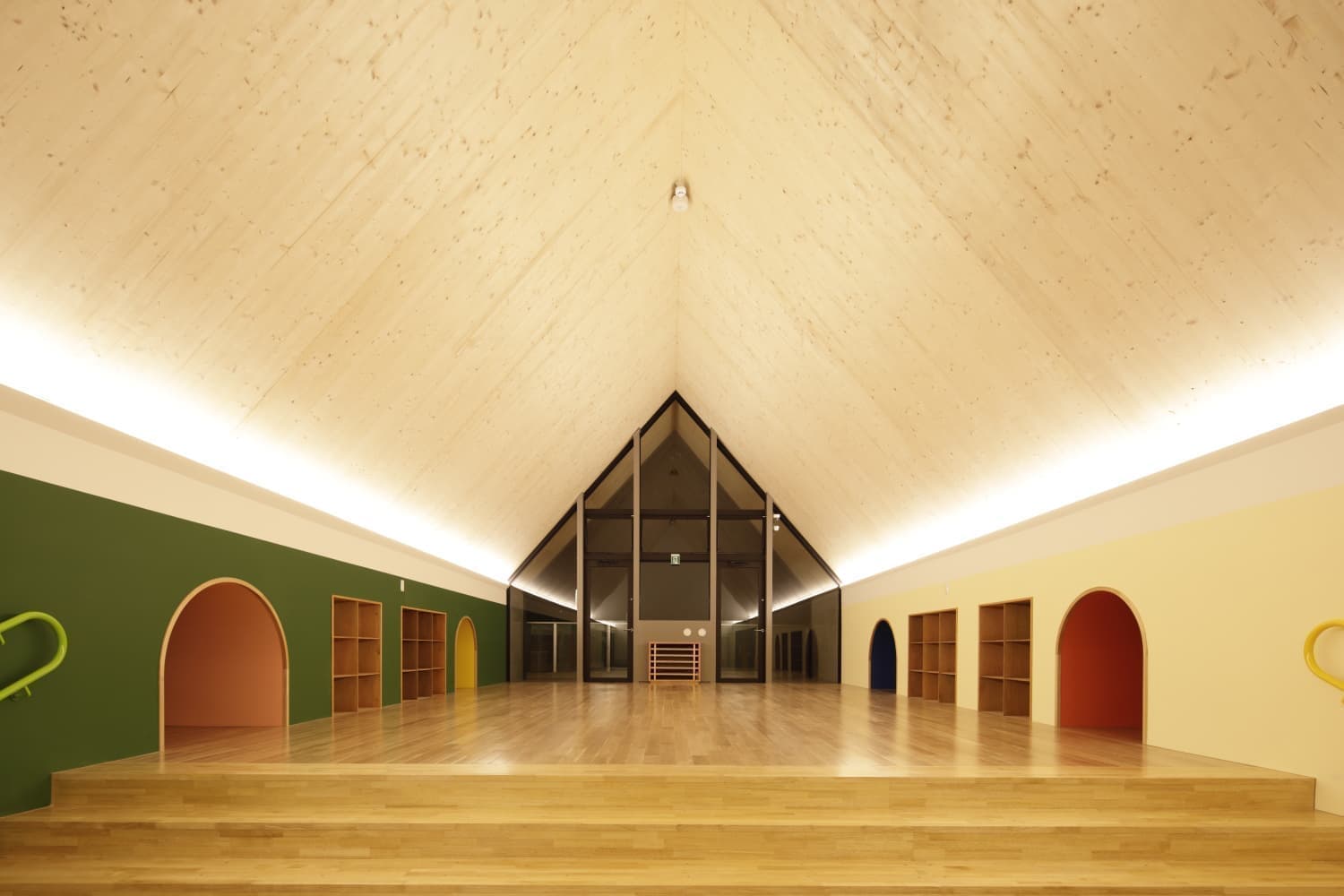 開放感たっぷりの保育室