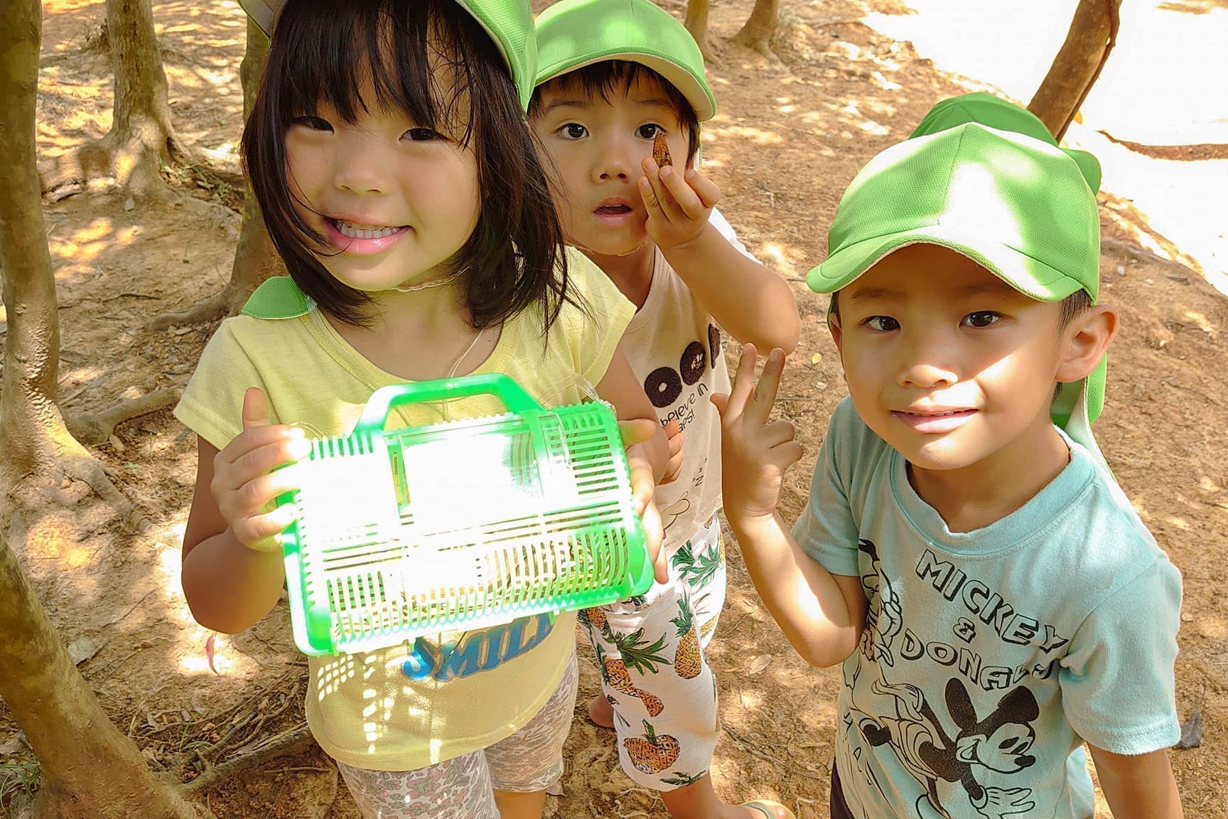 大自然の中でのびのびと学ぶ